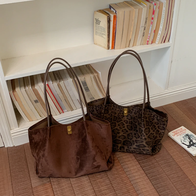 Retro Leopard Print Suede Tote - Luxury Bags Tote recension och pris